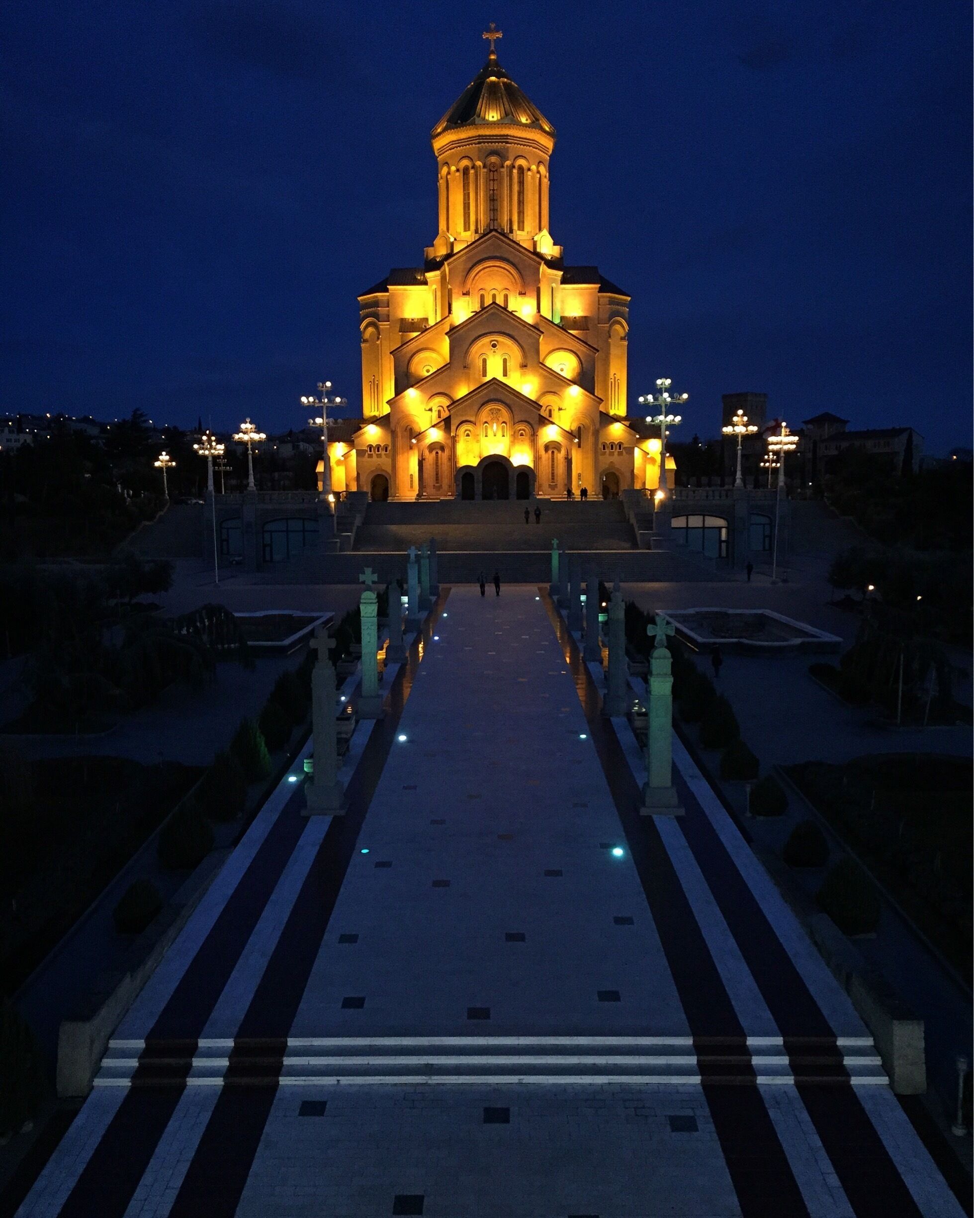 It's beautiful, in the day and at night 😀