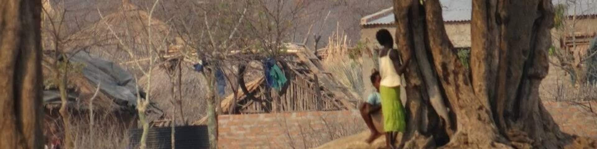 People by zambezi river
#africa #troveron
