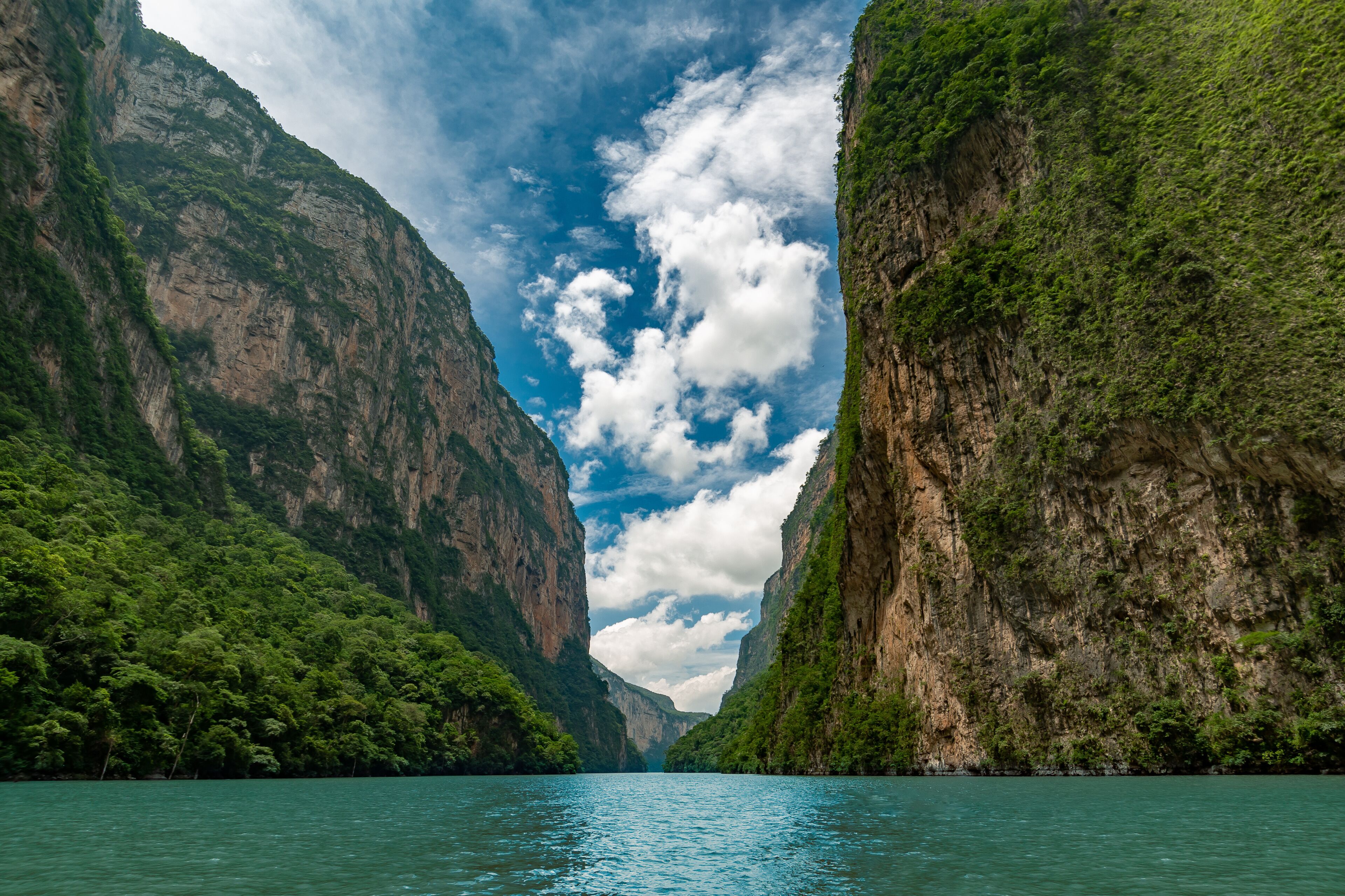 Sumidero canyon at Chiapas, Mexico