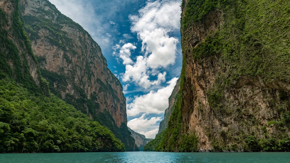 Sumidero canyon at Chiapas, Mexico