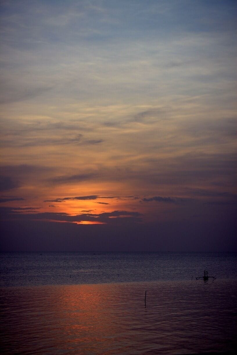 Amazing view on sunset, right by the pool.