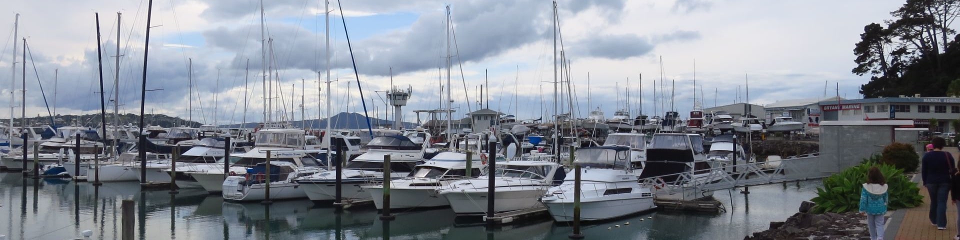 Romantic place HalfMoon Bay for pedestrians in Auckland NZ
