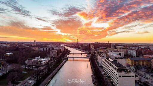 Sunset over beautiful city Turku, Finland
.
#infinitetravel #theexplorer #photographyworld #droneshot #sunset #djimavicair #beautifuldestinations #finland #iamtb #travelphotography #wanderer #wonderful_places #amittheexplorer #visitfinland #uniquephotographyclub #backpacker #oph #clouds #bestcitybreaks #turku #djiglobal