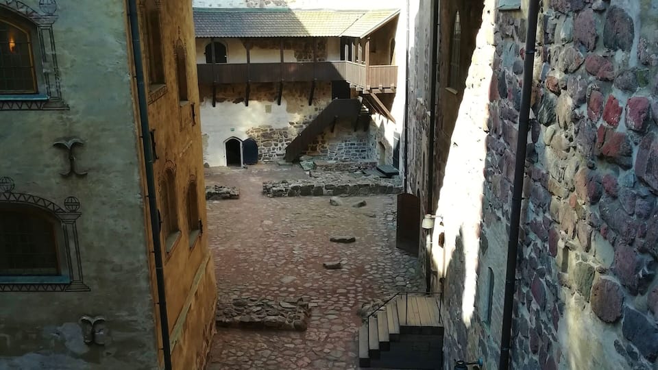 Turku Castle is a more than 700 year old historical monument. It has stood guard over the river Aura estuary since the 1280’s.
During its history it has been a defensive bastion, a majestic court, an administrative centre, a prison, a storehouse and a barracks. Nowadays the castle is a must visit tourist attraction in Finland.
In the 1941 bombings the castle was left in ruins. After the end of the war restaurations began. Nowadays the periods of construction can be seen in labyrinthine passages, walled up doors and windows and in mysterious staircases. #culture
https://www.turunlinna.fi/en/index.html