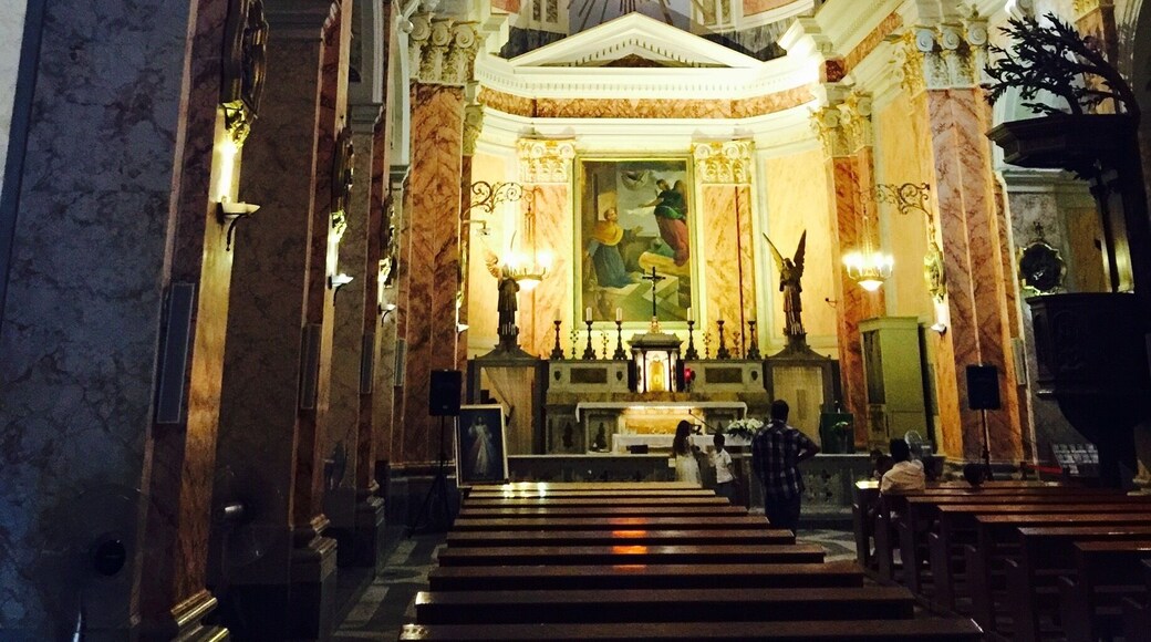 3 languages 3 cultures