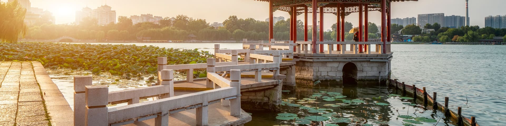 Ancient architectural landscape of Daming Lake Park in Jinan..