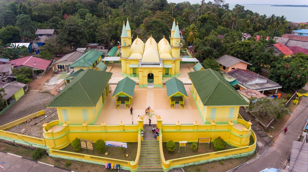 Penyengat Island, Kepulauan Riau, Indonesia: "New Image from Masjid Raya Sultan Riau Penyengat"