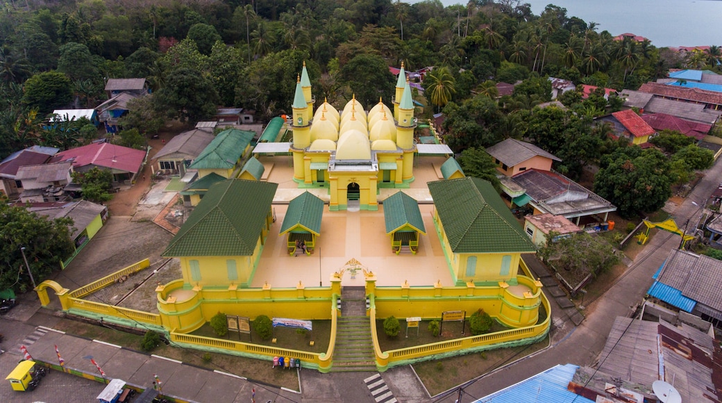 Penyengat Island, Kepulauan Riau, Indonesia: "New Image from Masjid Raya Sultan Riau Penyengat"