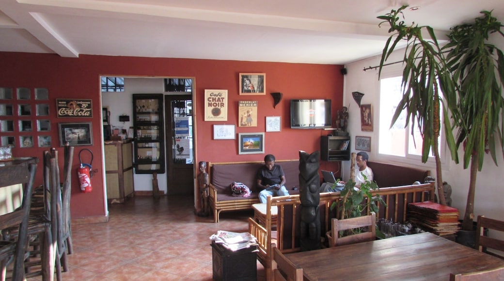 The hotel Niaouly is a small charming hotel in the city center of Antananarivo, capital of Madagascar. Very good value for money.