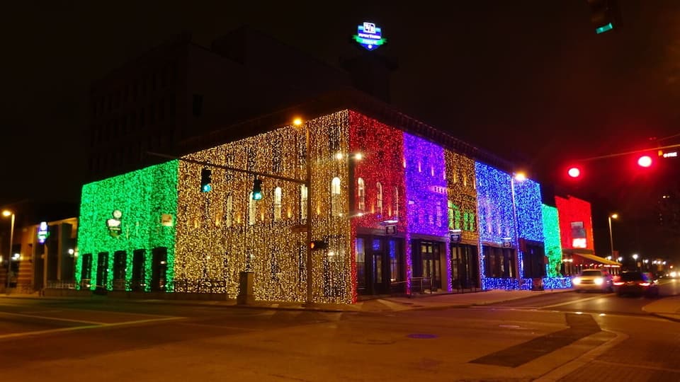 Some of the 180 thousand lights on display @hensville near the @mudhens stadium along St. Clair street!
Check them out any evening into the new year.
Also, there is a 20-minute light show synced to music on 103.3 FM at the top and bottom of the hours.