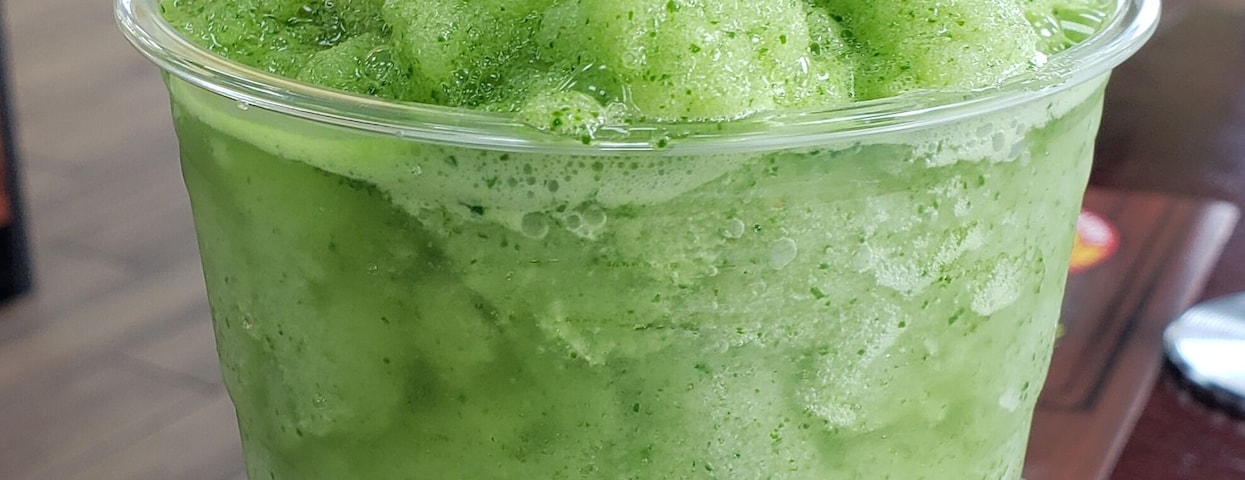 This is the Best Crushed Mint Lemonade slushy! I can't imagine anything better! Cooling, refreshing and much needed in Florida all year round!
#Trovember