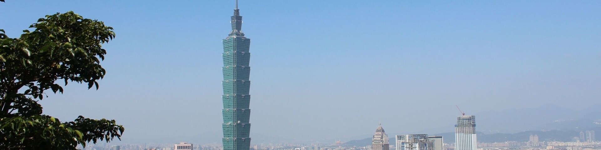 Beautiful view point of Taipei from Elephant Mountain