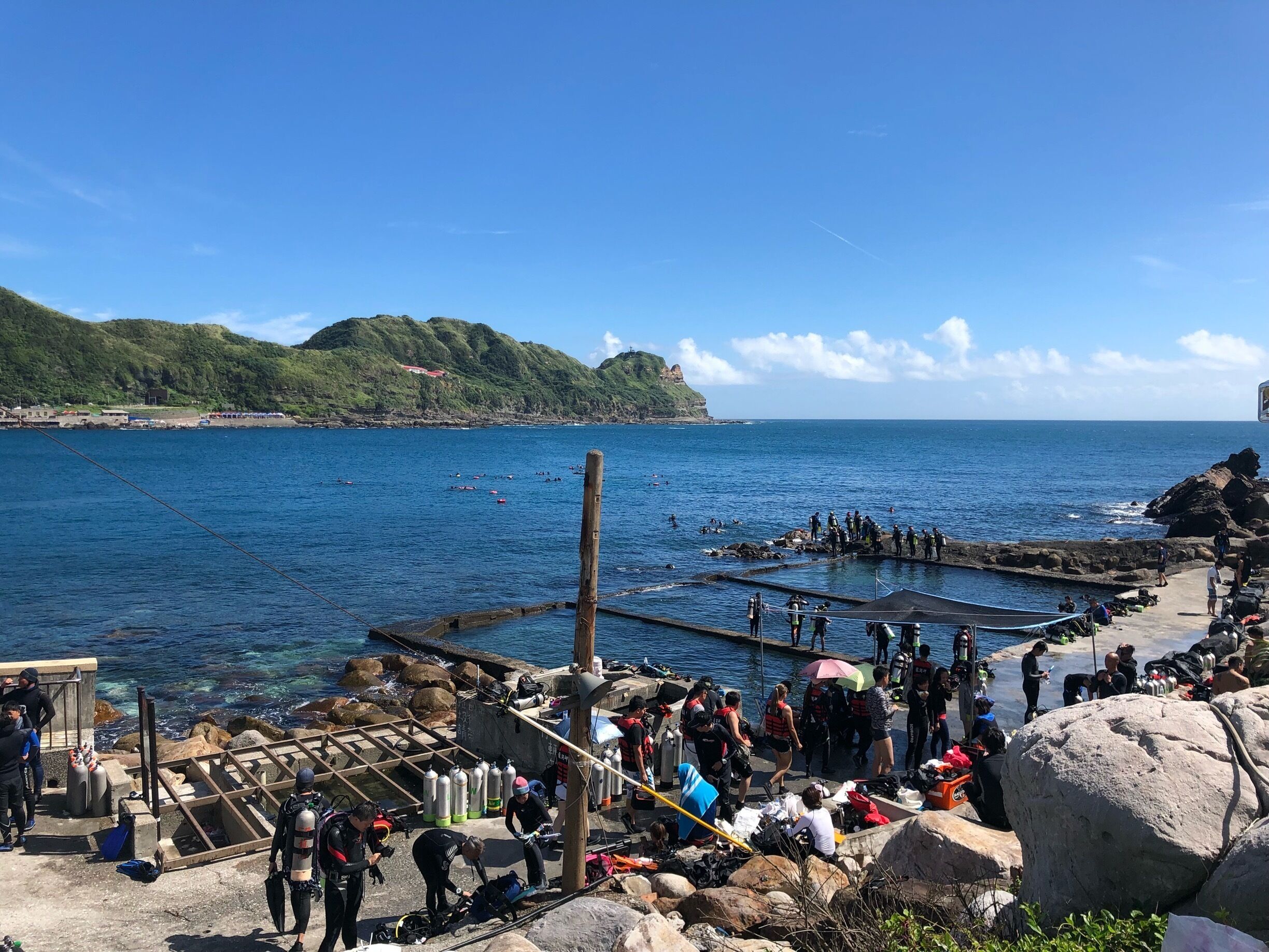 Good place
To practice your diving. A good starting spot...