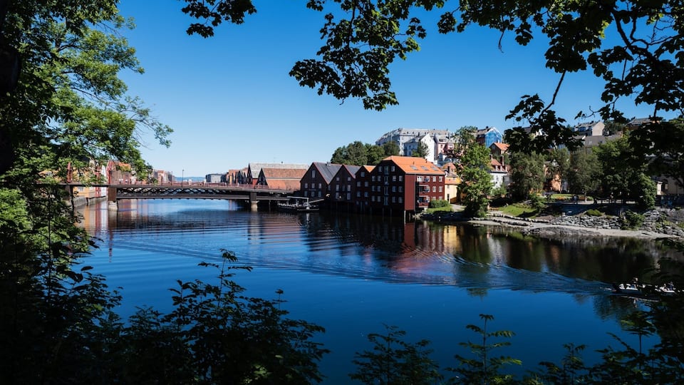 Trondheim is absolutely gorgeous. This walk by the river side is really nice!
One day was enough to explore the city Center.