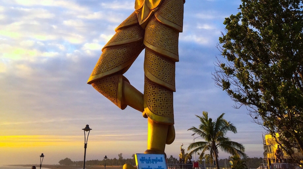 Lovely statue along the lighthouse in Sittwe. What a great place to watch the sunset.
#Reflections