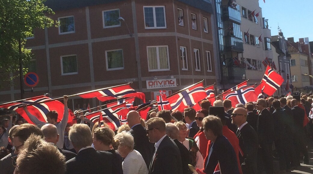 My birthdays the 17th may so I was lucky enough to spend it with my family in Norway celebrating Norwegian Independence Day! #endlesssummer