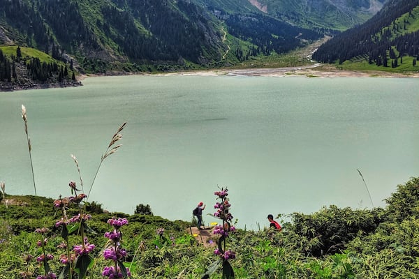 A trip to Almaty, Kazakhstan isn't complete without a day trip to Big Almaty Lake. Wear layers as the lake is over 8000 ft above sea level (2511m) and can be cold or hot depending on the quickly changing weather. Bring a picnic and enjoy the mountain scenery!
#mountains #kazakhstan #lake #travel #nature