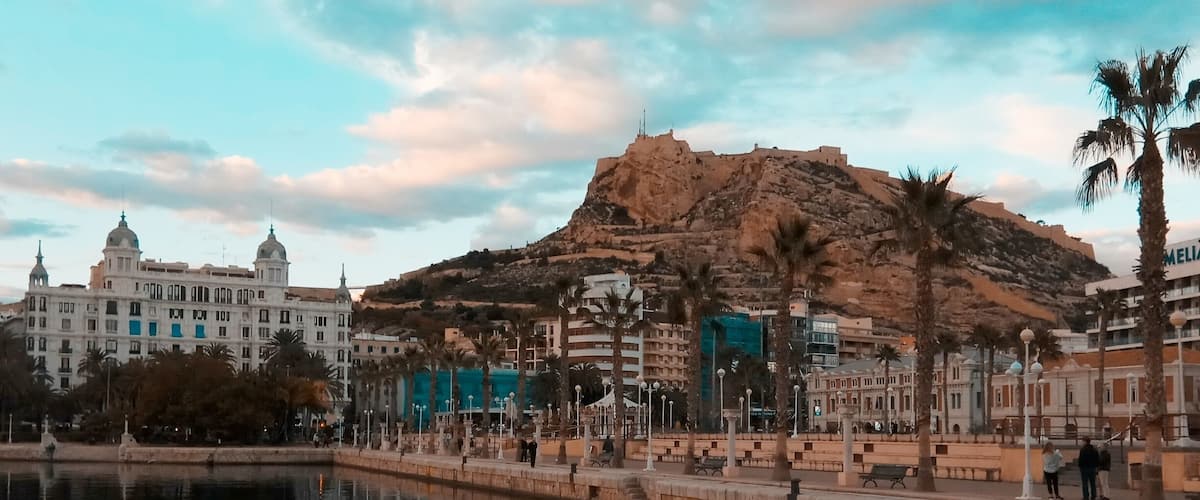 View of Santa Barbara Castle from the Marina.
#Spain #Castle