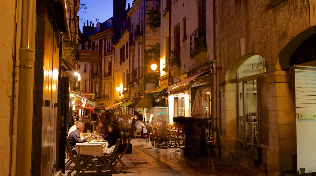 Tours featuring outdoor eating and dining out