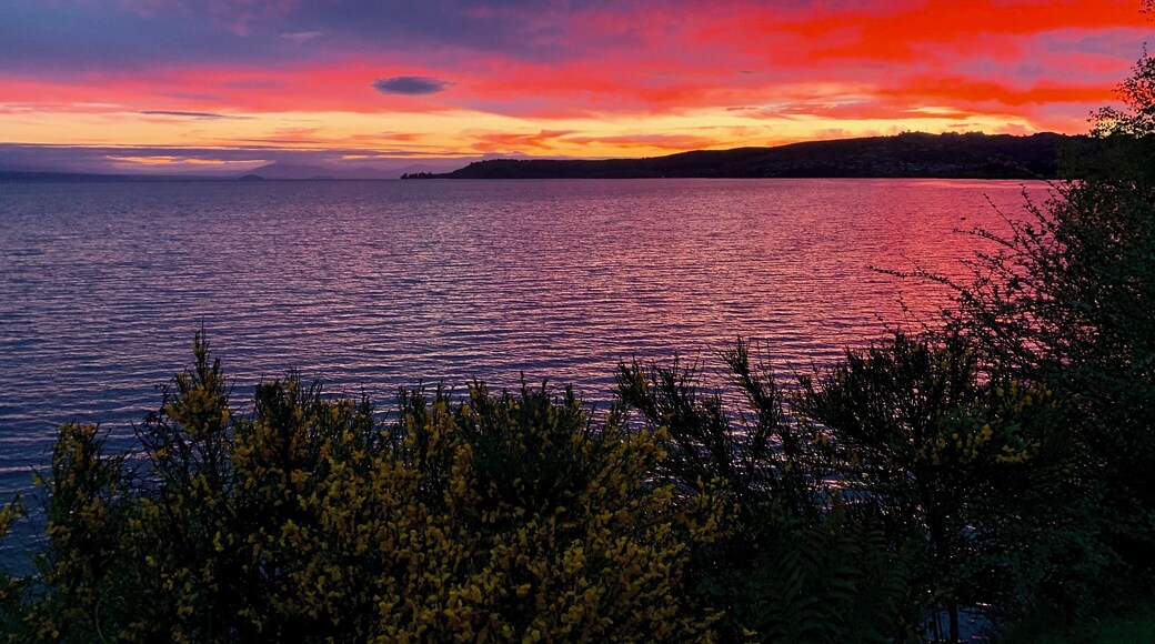 Sunset in Taupō 😍🌅