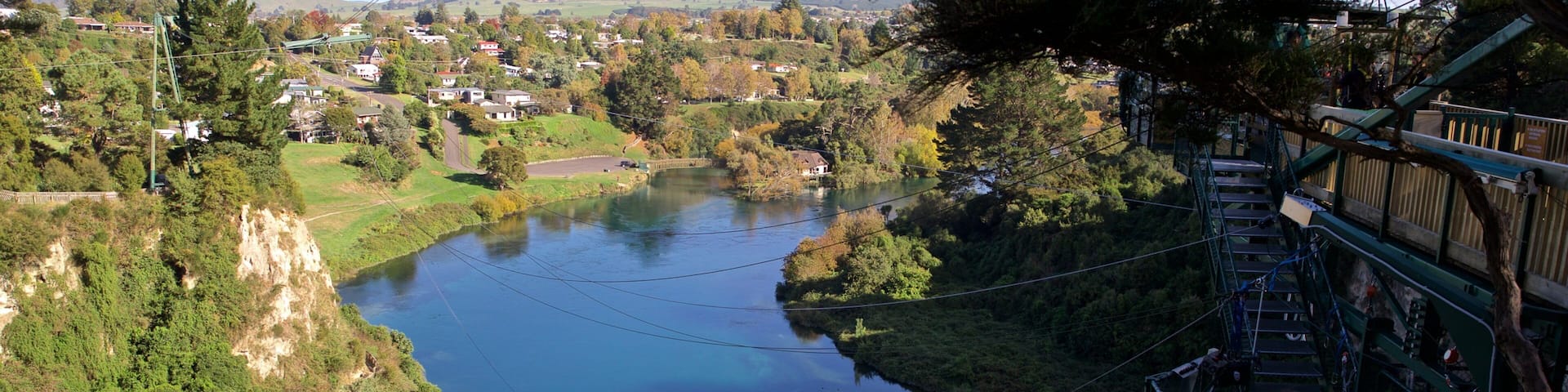 Taupo Bungy which includes a river or creek