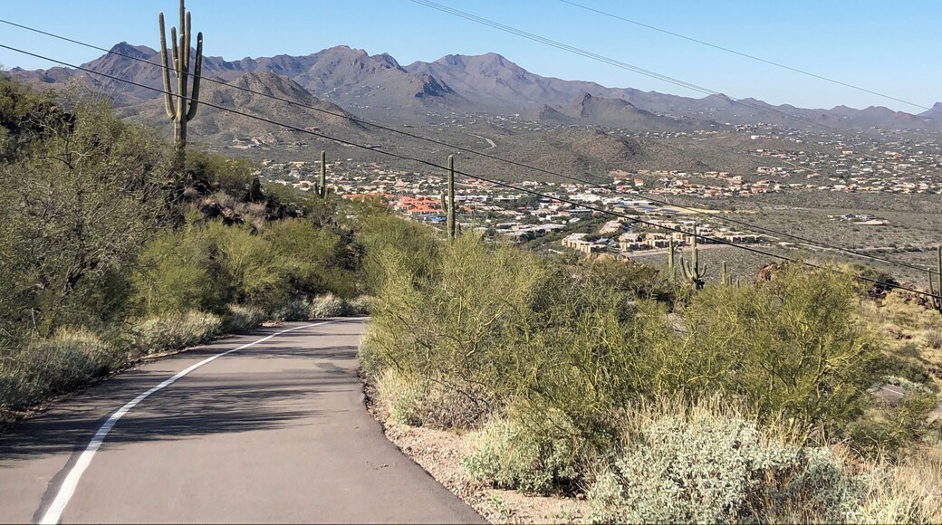 Moderately strenuous paved hike with awesome views of Tucson and surrounding areas as the payoff.