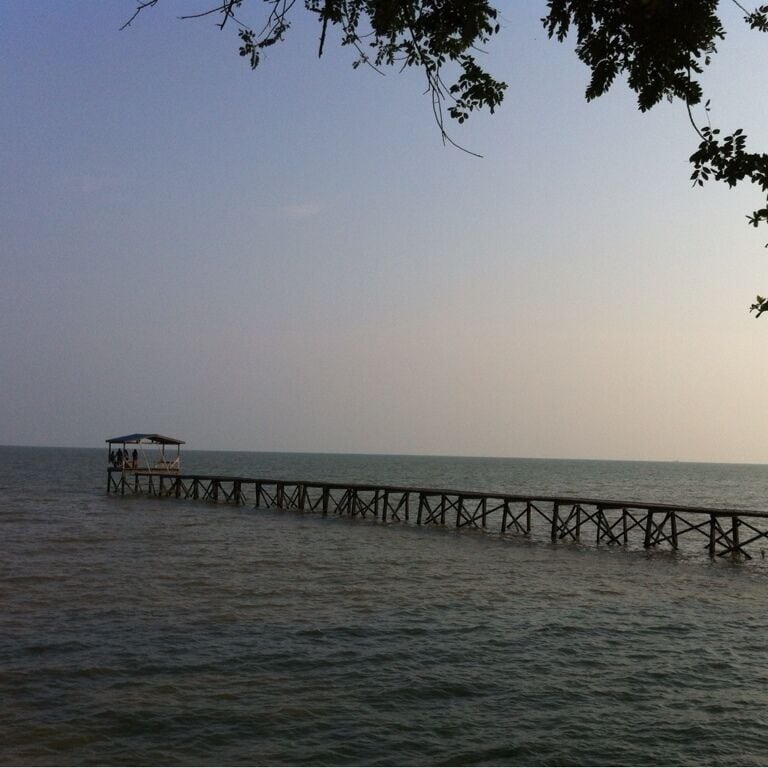 If you love fishing this pier is full of anglers comes nighttime @Pantai Batu Payong about 15 mins away from Tawau town