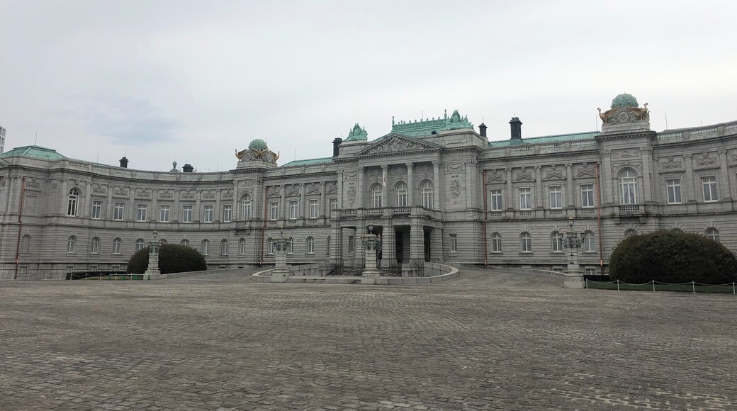 This place is inspired in Viena and Versalles