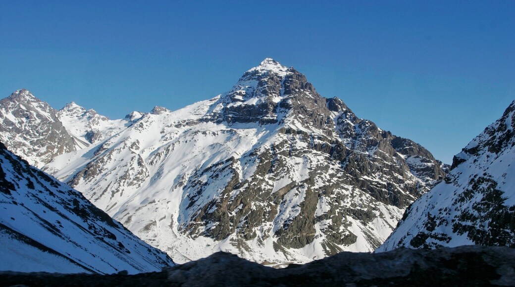Chile showing snow and mountains