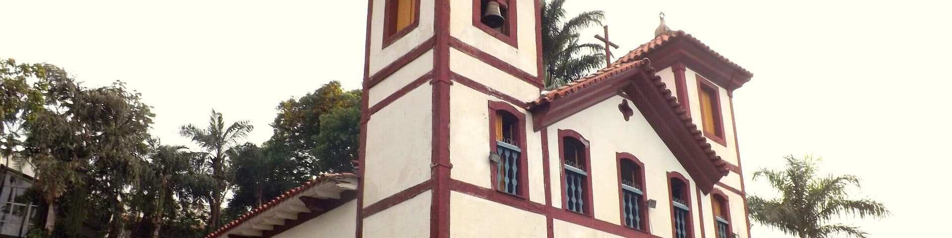 Museum of Sacred Art is installed in the Church of Santa Rita, built in Uberaba, in the year 1854, and registered by the National Historical and Artistic Patrimony in 1939. Since its appearance the church of Santa Rita became a point of visitation and throughout Its history has served as inspiration for photographers, poets and painters of Brazil and the world
