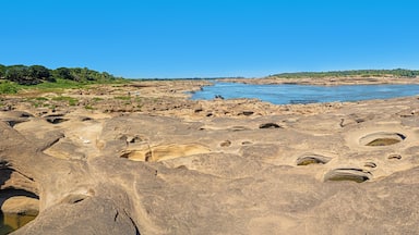 Eroded riverbank, Sam Phan Bok, Thailand