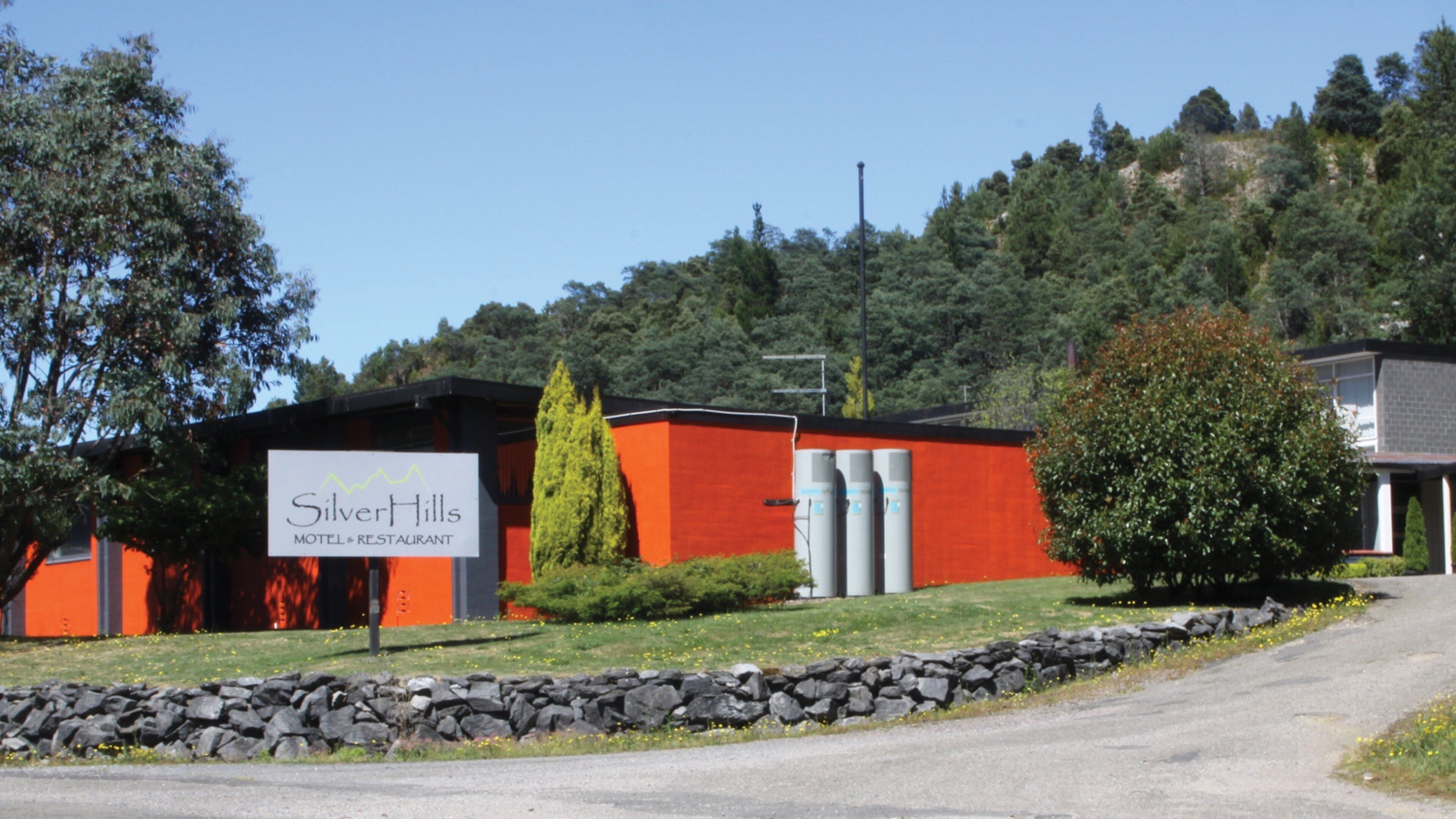 Queenstown qui includes signalisation