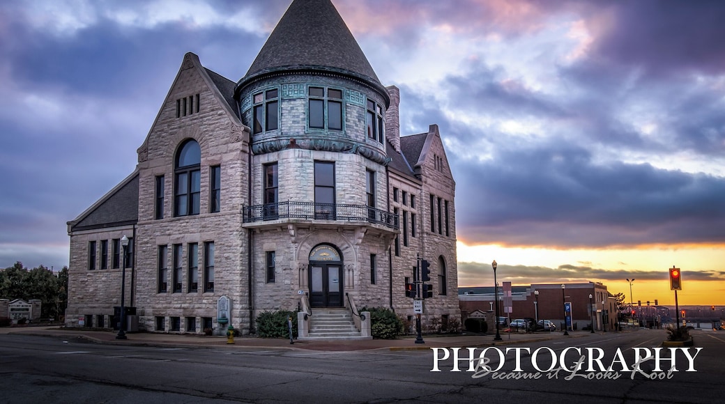 Once the public library, this structure is now the Quincy History Museum on the corner of 3rd and Maine St.
#InStone