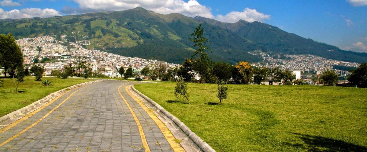 Follow the yellow brick road. We took a city tour of #Quito, #Ecuador and were pleasantly surprised by the beauty, the landscape, the history, and architecture. 💗