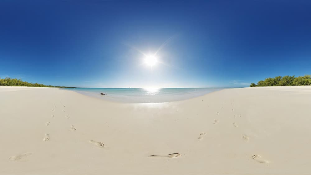 Ouvea Paradis Beach Footprints, Ouvea, New Caledonia