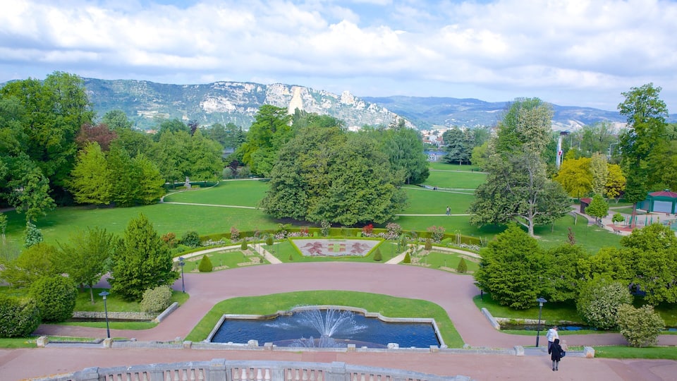 Valence which includes landscape views and a garden