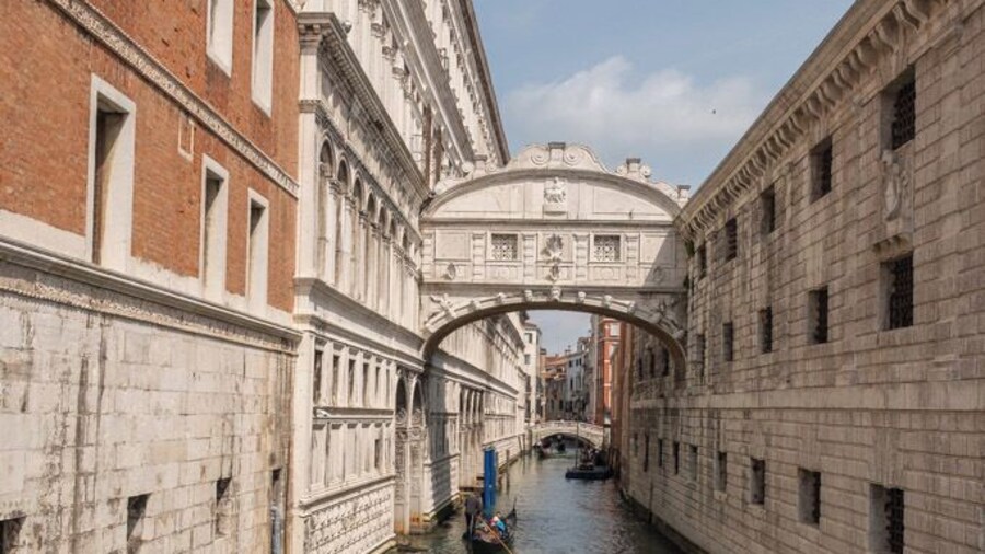Spent a beautiful day strolling the bridges and alleys of Venice. Tourist numbers are getting very large these days and making it harder to find a quiet location to appreciate the location.