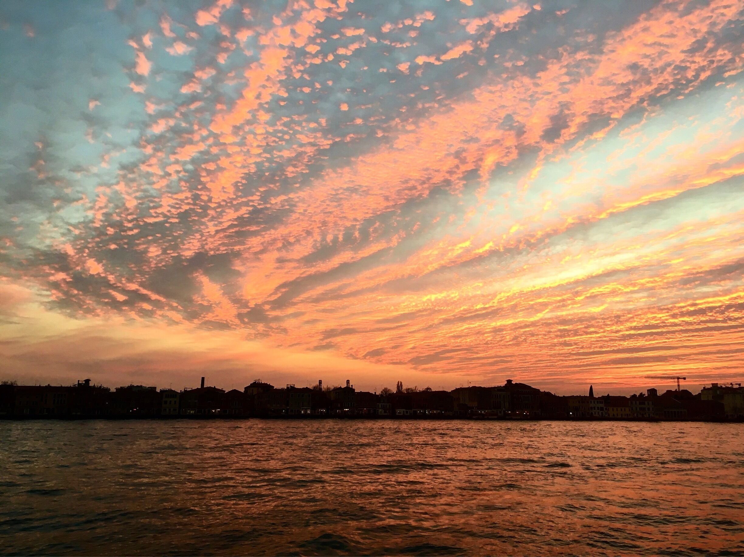Sunset 🌅Venice. It was so magical 💫 #sunset #venice #italy #winter 