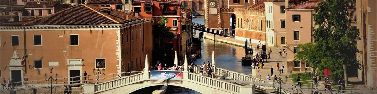 #LifeatExpedia
#Waterlust
#GoldenHour
#TroveOn
#Architecture