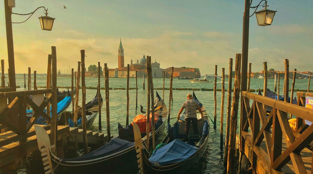 Gondolas | Venice, Italy #OnRoadTrip