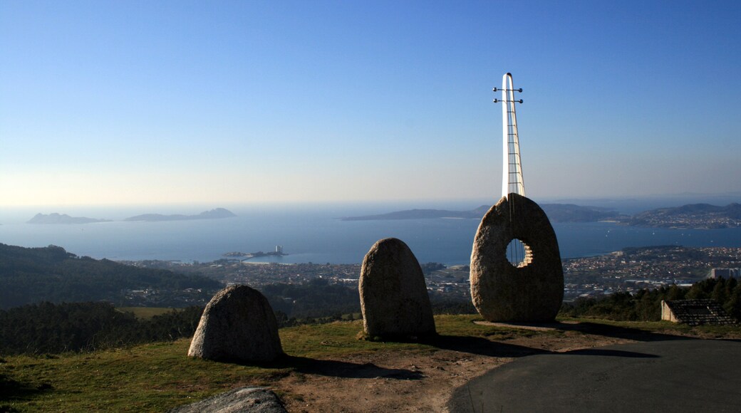 Ria de Vigo Cies Toralla y Violonchelo