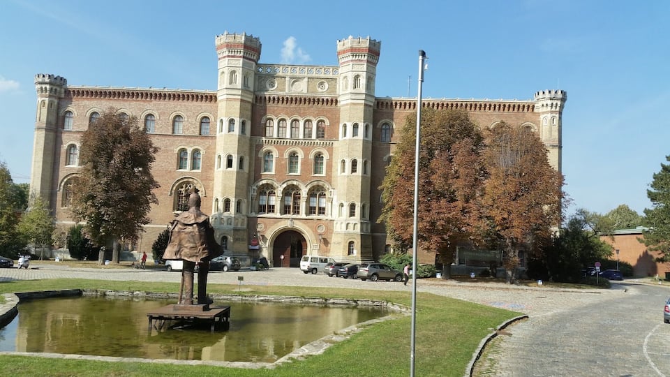 "The Museum of Military History – Military History Institute (German: Heeresgeschichtliches Museum – Militärhistorisches Institut) in Vienna is the leading museum of the Austrian Armed Forces. It documents the history of Austrian military affairs through a wide range of exhibits comprising, above all, weapons, armours, tanks, aeroplanes, uniforms, flags, paintings, medals and badges of honour, photographs, battleship models, and documents. Although the museum is owned by the Federal Government, it is not affiliated to the Federal museums but is organised as a subordinate agency reporting directly to the Ministry of Defence and Sports." - Wikipedia