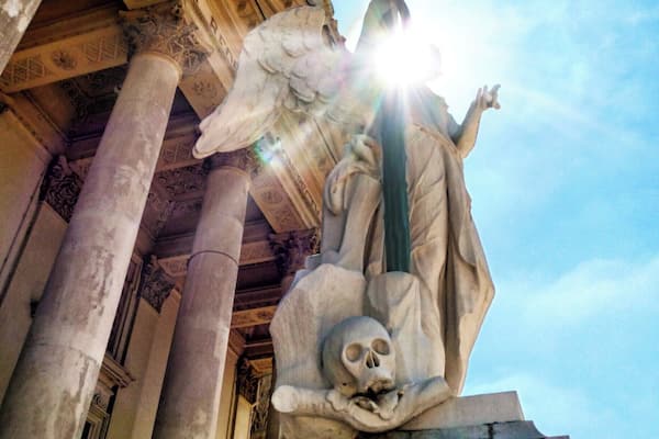 Karlskirche, Vienna, Austria
Beautiful Vienna on a sunny day. So much amazing architechture to see but guaranteed there will be alot of scaffolding too. The Rektoratskirche St. Karl BorromÀus or St. Charles Church in English, is located in the Karlsplatz.
#lifeatexpedia