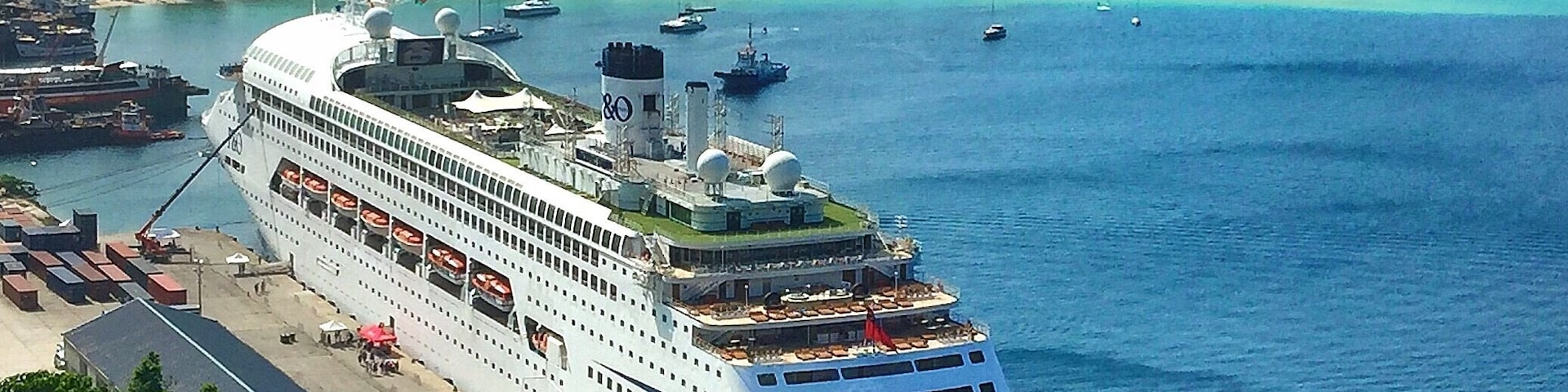 The #PacificDawn really is #likenoplaceonearth! Welcome to Vanuatu! 🚢🐟🐠🌴😀
@pocruises #pocruises #vanuatu