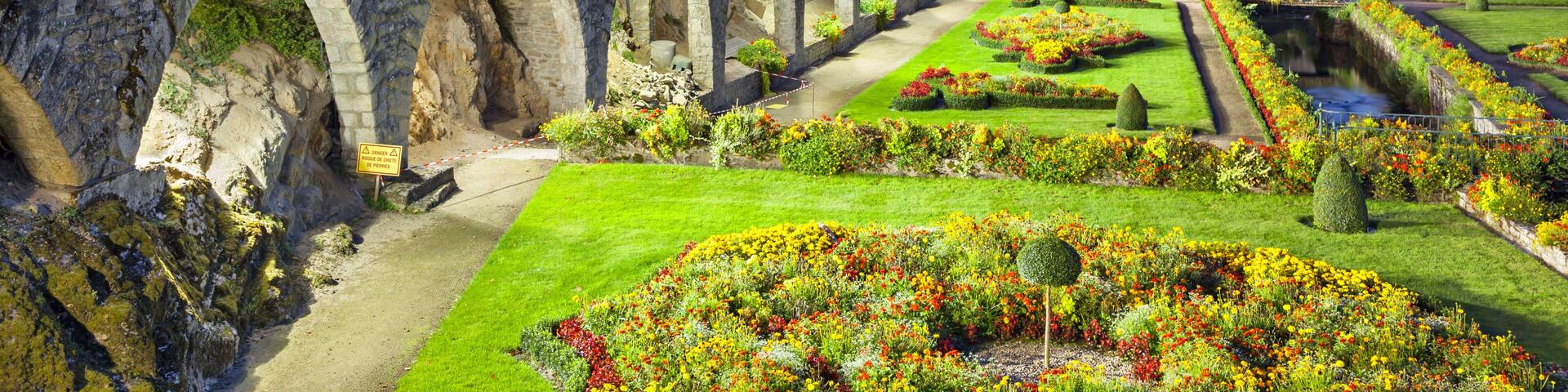 Flower garden at the castle walls in the city Vannes