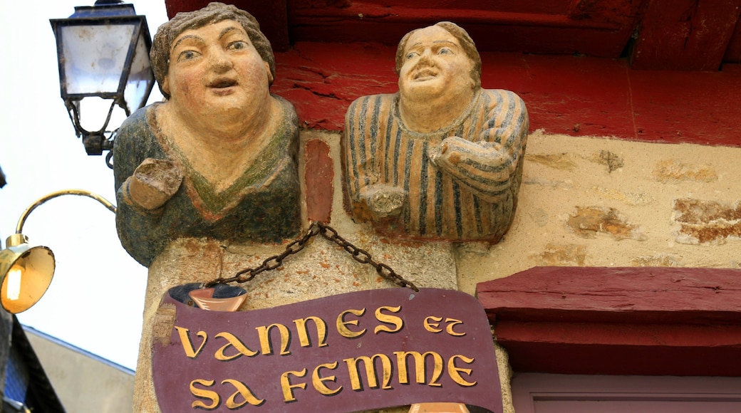 Vannes montrant art et signalisation