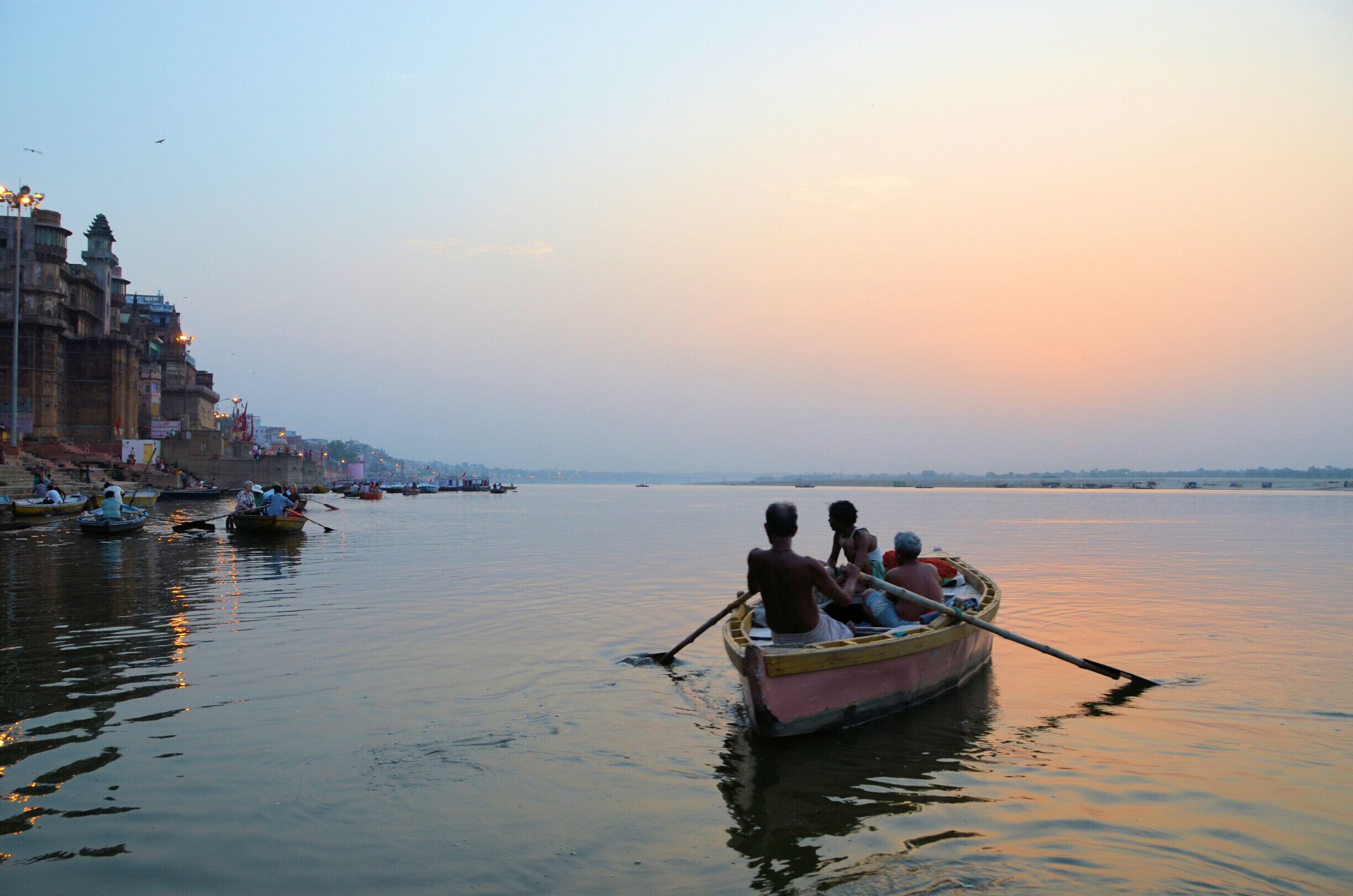 The off-season is hot, but the tourists are few. The beauty is astounding.