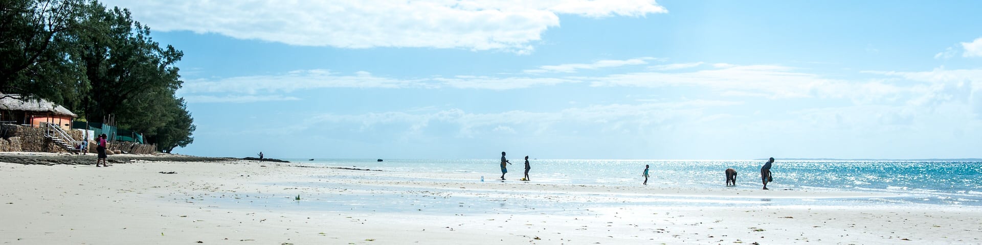 Strand in Vilanculos, an der Küste von Mosambik