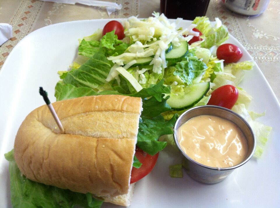 Delicious tuna with fresh salad