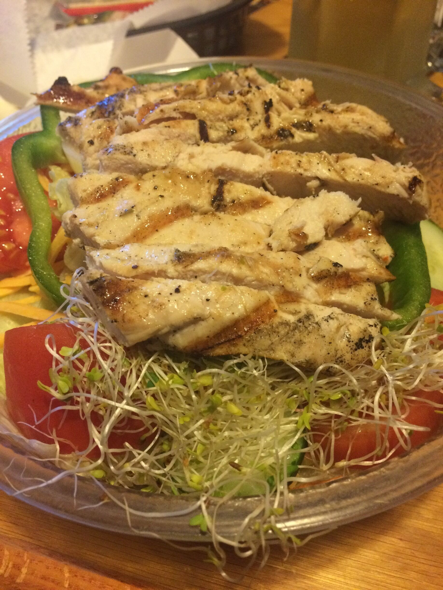 Bleu cheese grilled chicken salad